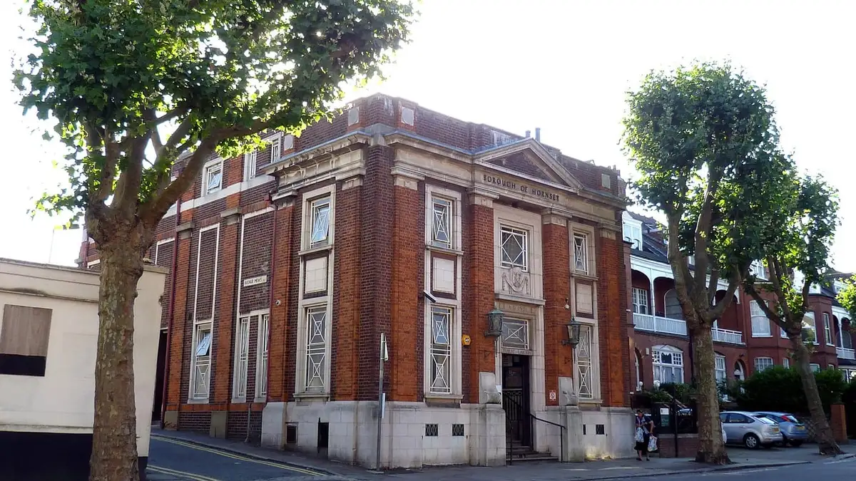Muswell Hill Library, a listed library building