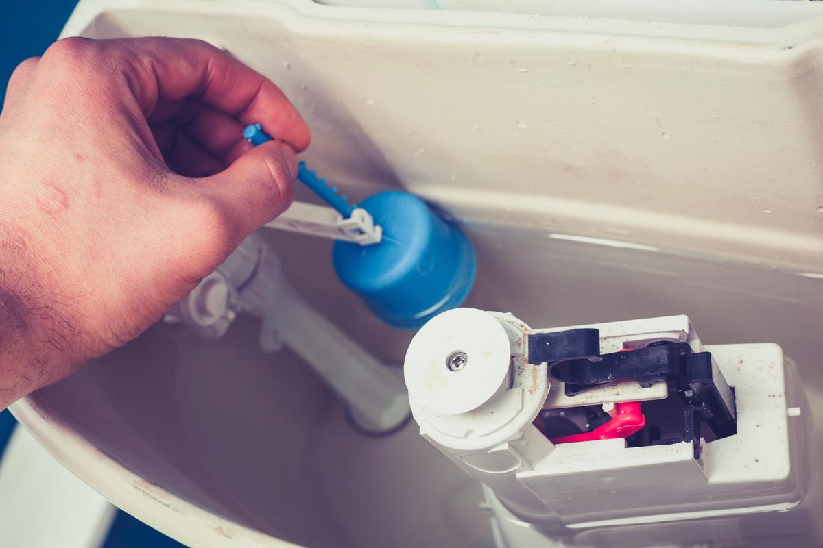 Replacing a Toilet Cistern